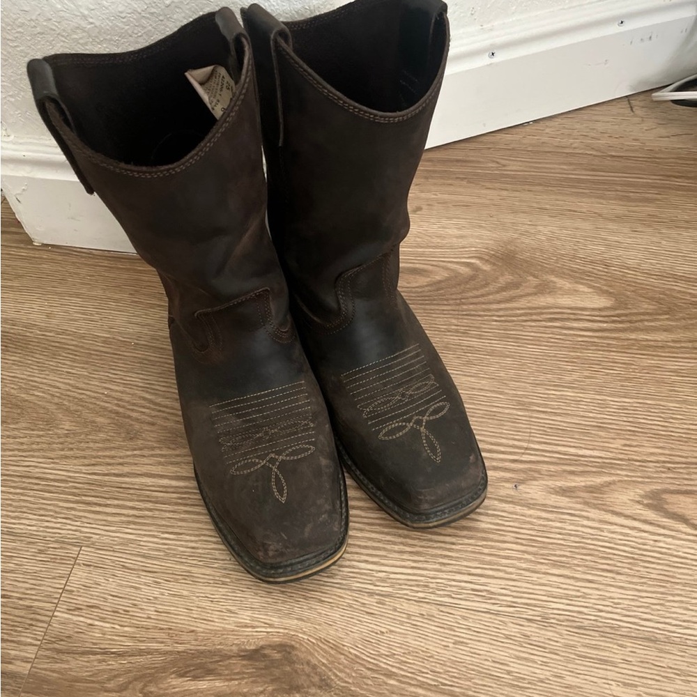 Steel toe Boots